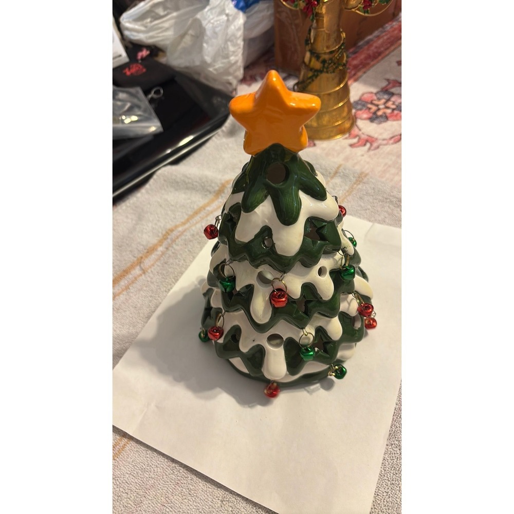 BATTERY CERAMIC XMAS TREE LIGHTS UP